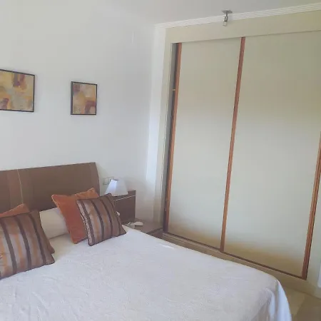 Apartamento En Jardines De Nueva Galera- * 埃斯特波纳